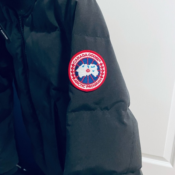 Canada Goose jacket. Woolford bomber style jacket. Worn twice. Size m. - Picture 9 of 16